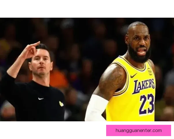 雷迪克：不会让艾顿和海斯更多外线三分 詹姆斯的表现已超越语言赞美